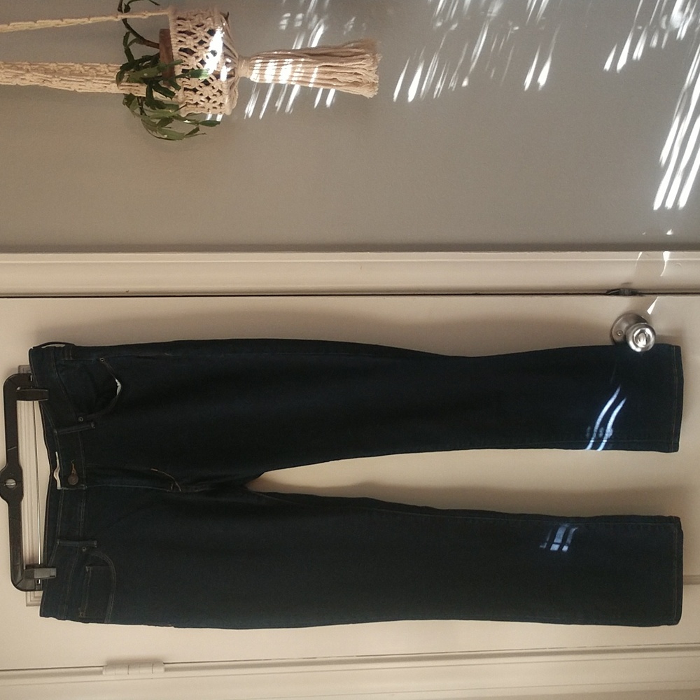 Levi dark wash denim jeans size 16
